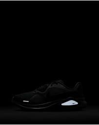 Nike - Nike Structure 26 - Men's