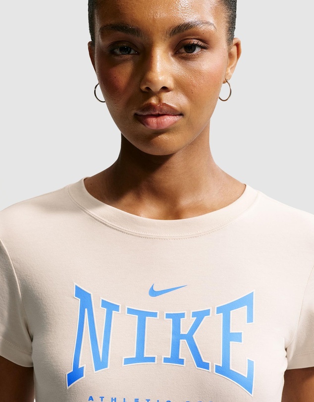 Nike - Sportswear Slim T-Shirt