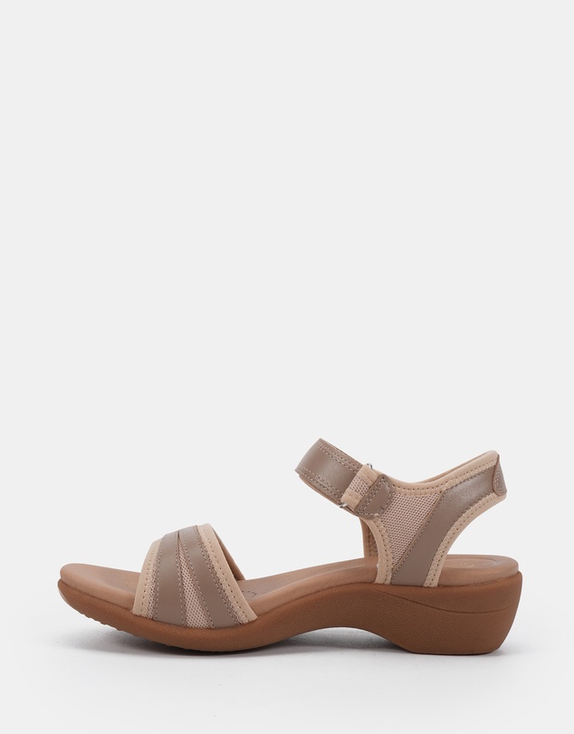 Clarks - Agnes Taupe