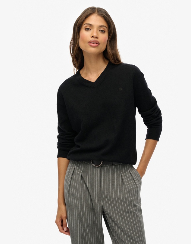 Superdry - Classic V Neck Slim Fit Jumper