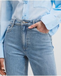 Country Road - High Rise Slim Leg Jean