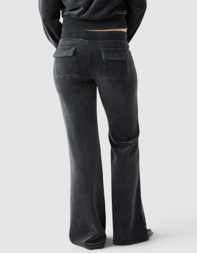 GUESS Originals - Guess Originals Eco Rhinestone Velour Sweatpants