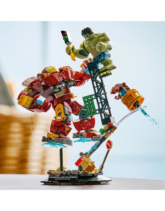 LEGO - 76343 Epic Battle Hulkbuster vs The Hulk