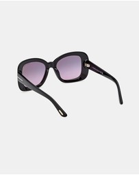 Tom Ford - Sandra 02