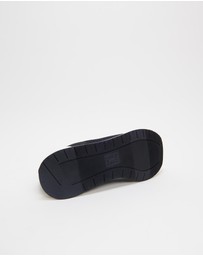Naturalizer - Lafayette Slip-On Sneaker - Black