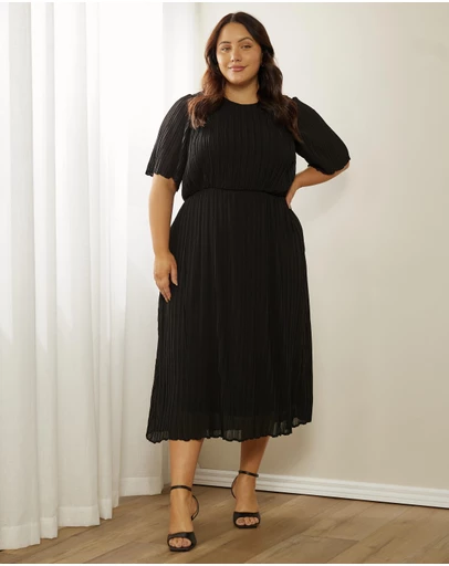 Atmos&Here Curvy - Felicity Pleated Midi Dress