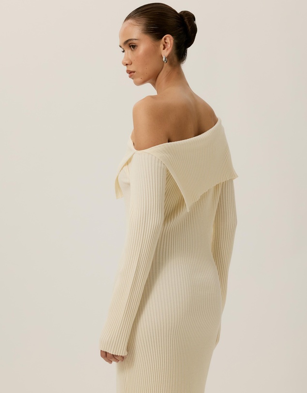 Tussah - Chloe Off Shoulder Knitted Midi Dress