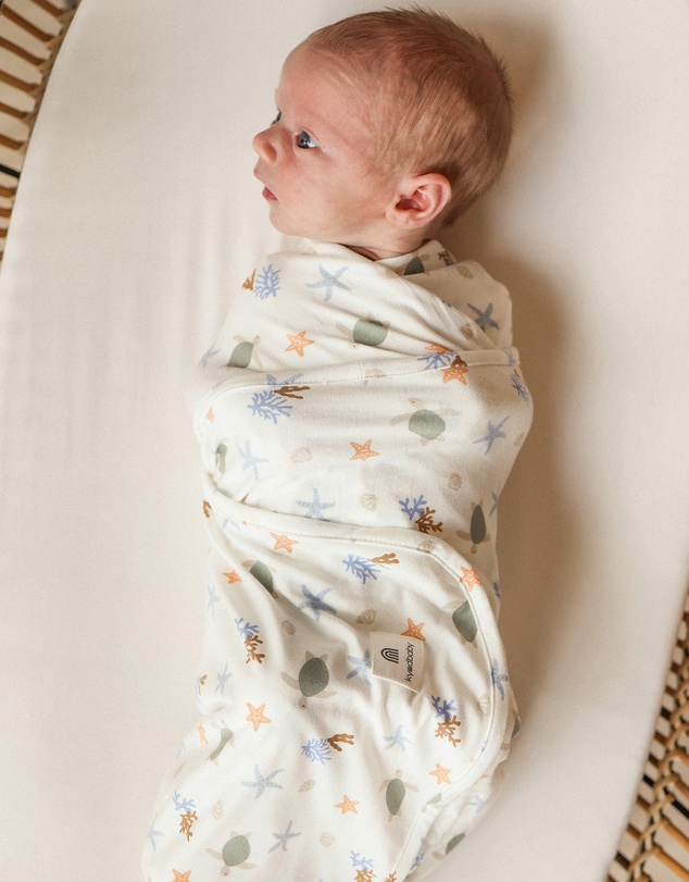 Kynd Baby - Large Stretchy Swaddle in Underwater World