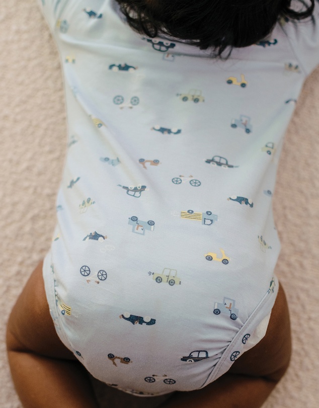 Kynd Baby - Comfy Bodysuit Long Sleeve in Blue Haze Cars
