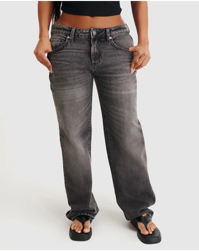 Cotton On - Curvy Low Rise Straight Jeans