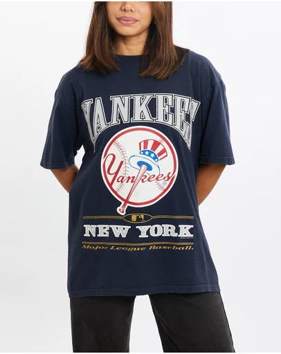 Vintage by The Real Deal - Pre Loved - Vintage 1997 MLB New York Yankees Tee