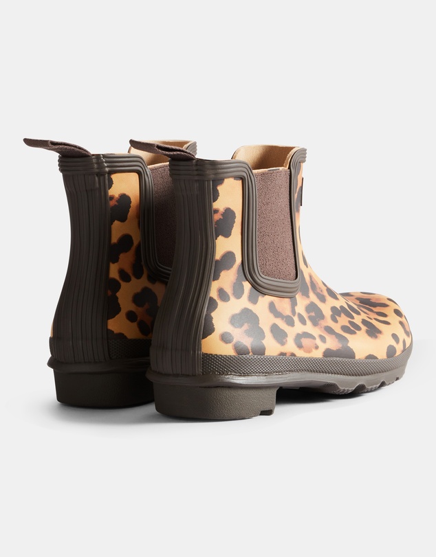 Hunter - Women’s Original Chelsea Leopard Boot in Leopard Print/Chocolate Brown
