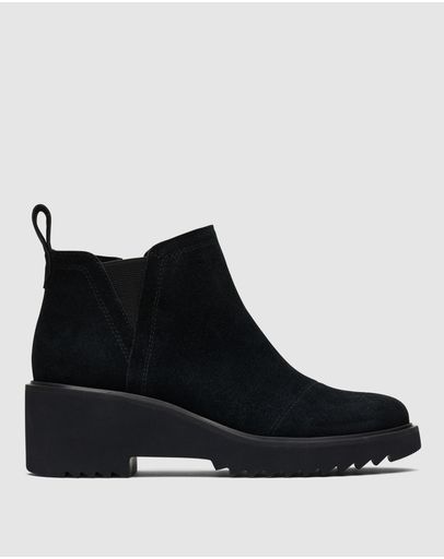 Black/Black Suede
