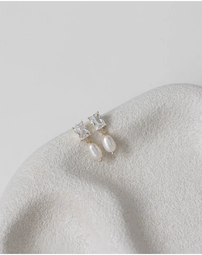 The White Collection - Helena - Freshwater Pearl Gold Bridal Earrings