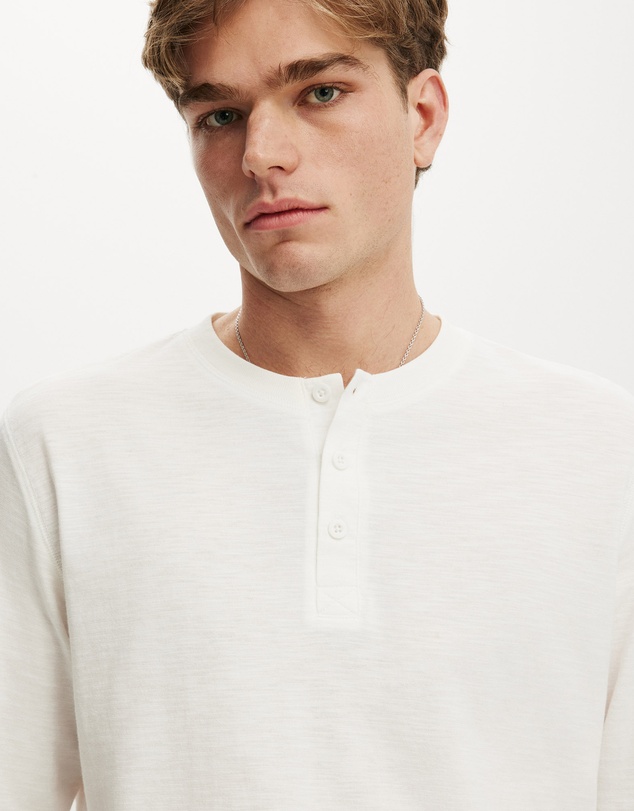 Cotton On - Fitted Henley Long Sleeve T-Shirt