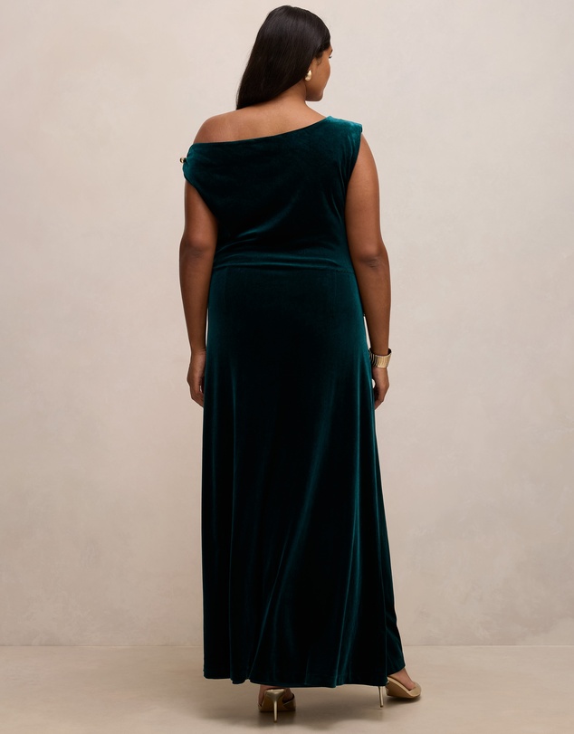 Forever New Curve - Winslet Curve Off Shoulder Velvet Gown