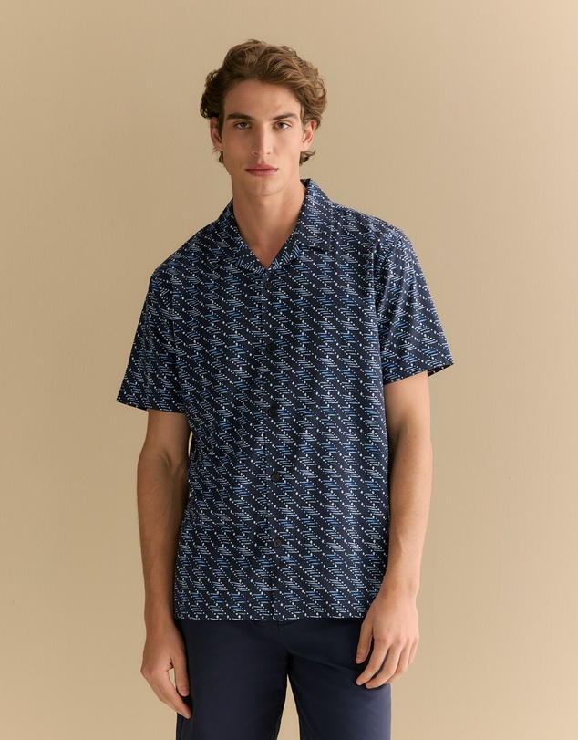 Trenery - Regular Fit Etched Geo Short Sleeve Shirt in Navy
