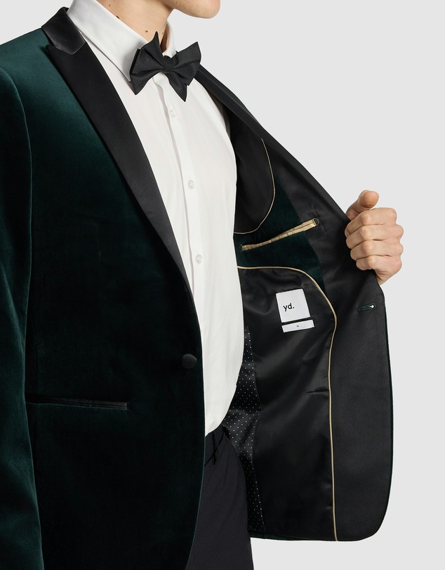 yd. - Milan Velvet Tuxedo Jacket
