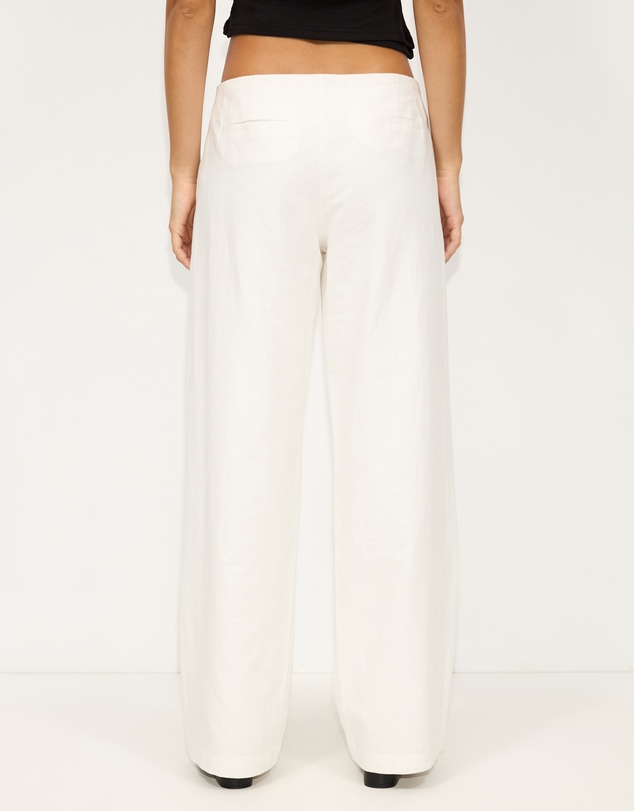 Dazie - Glow Up Linen Low-Waisted Pants