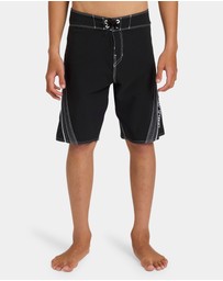 Billabong - Boys 8 to 16 Fluid 2K Pro Boardshorts