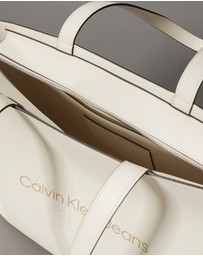 Calvin Klein - Sculpted Slim Tote Bag