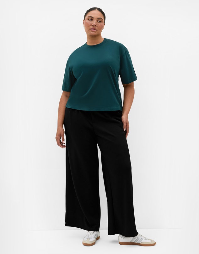City Chic - Oversized Crew Neck Tee