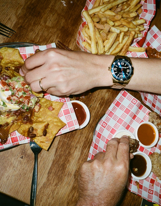Maxum - Unhinged – Hockey Dad Limited Edition Gold Watch