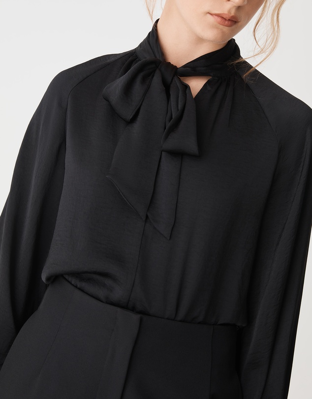 Forcast - Sienna Pussybow Blouse