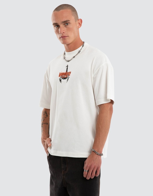 Kiss Chacey - Propaganda Street Tee