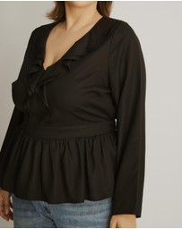 Atmos&Here Curvy - Lyric V-Neck Ruffled Long Sleeve Top