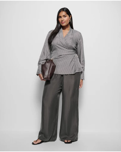 Commonry - Trish Pant