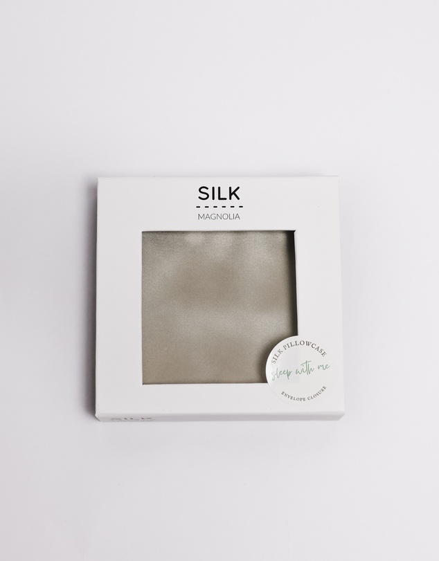 SILK MAGNOLIA - Pure Silk Pillowcase
