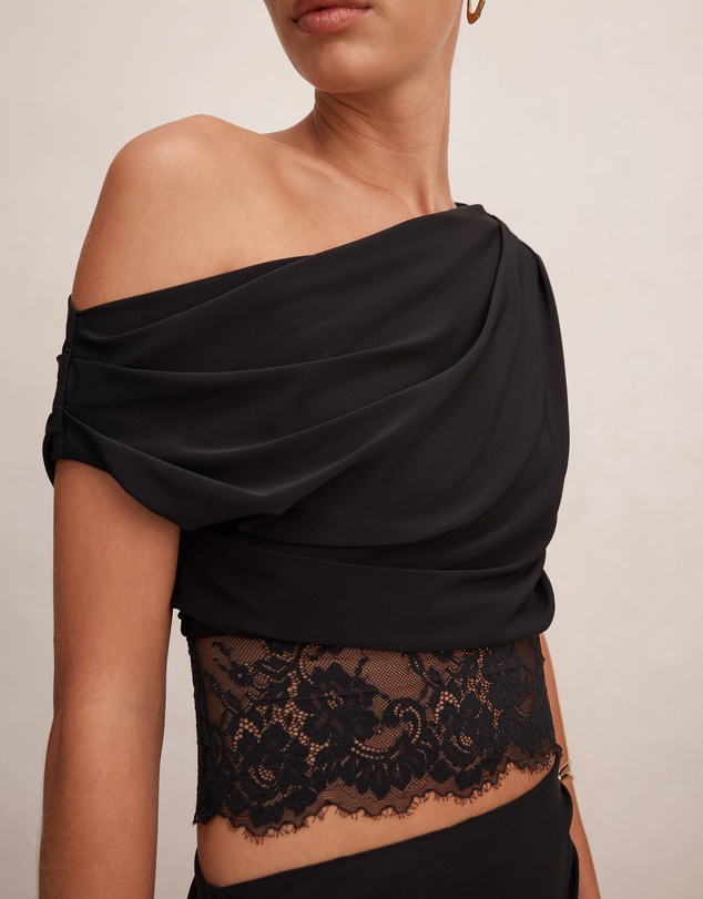 Forever New - Quinn Tipped Lace Top