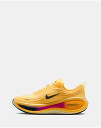 Nike - Vomero Plus - Men's