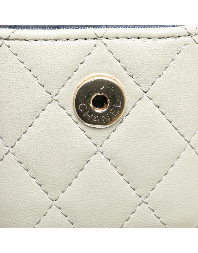 Pre-Loved by Azura Reborn - Pre-Loved Mini Lambskin Elegant Chain Vanity Case