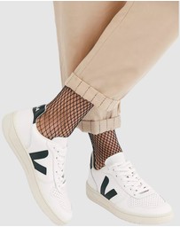 High Heel Jungle - Catch Em Fishnet Socks