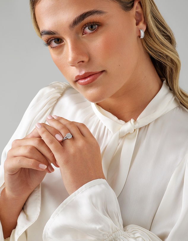 Michael Hill - 0.30 Carat TW Cushion Cluster Halo Diamond Ring in 10kt White Gold