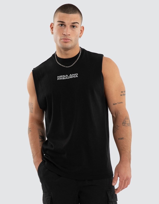 Nena & Pasadena - Ravenor Relaxed Muscle