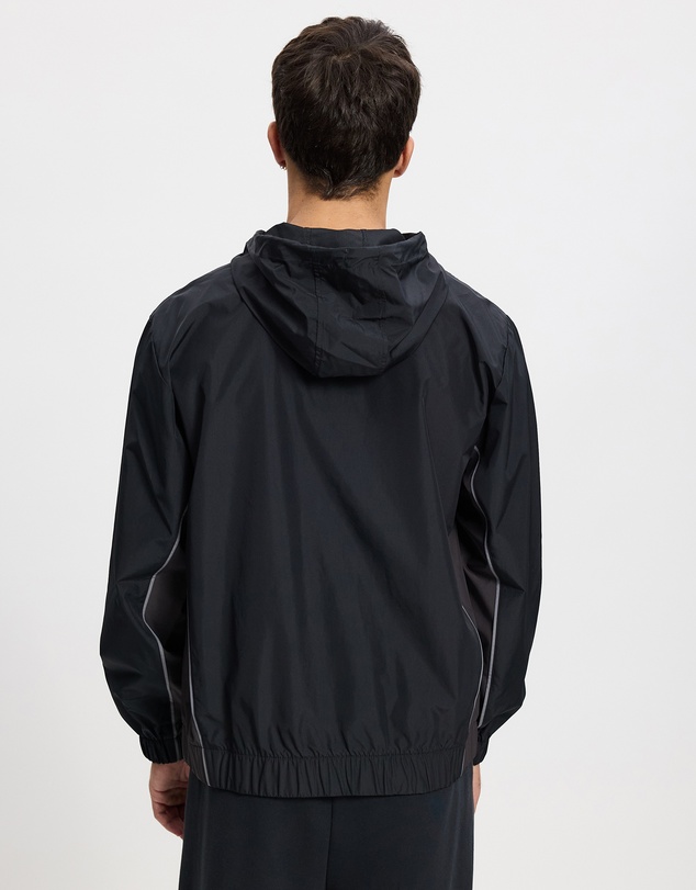 New Balance - Trackside Woven Jacket