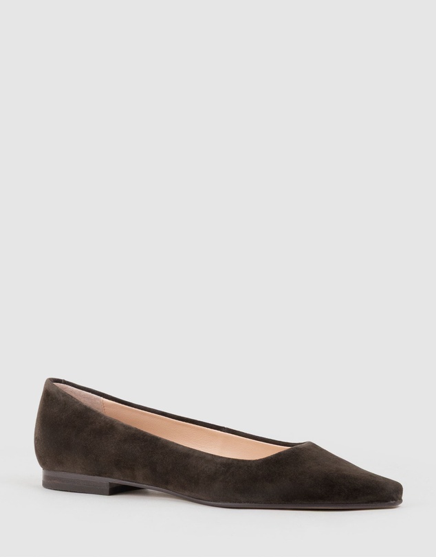 Edward Meller - ELVY Chiselled Flat Pump
