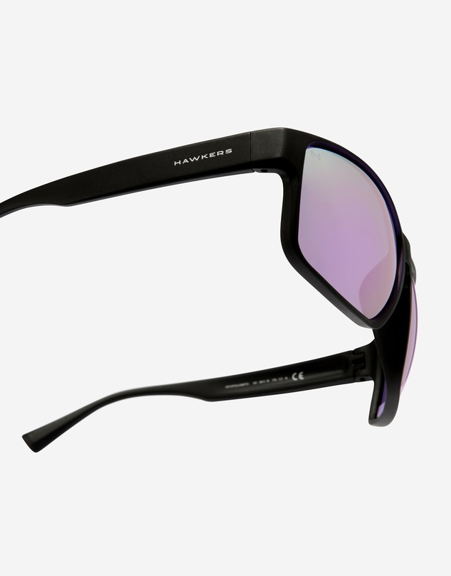 Hawkers Co - HAWKERS - FASTER RAW Black Light Purple Sunglasses for Men and Women UV400