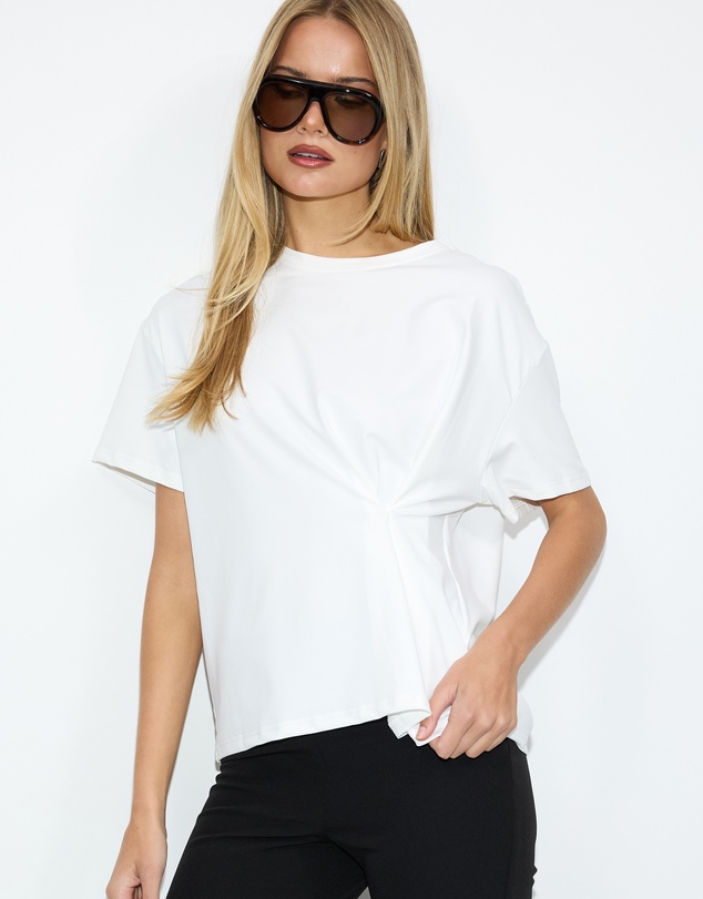 Dazie - Bronte Snap T-Shirt