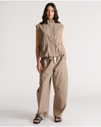 Decjuba - D-Luxe Linen Blend Barrel Pants