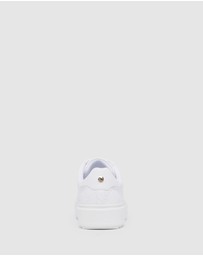 Nine West - Driven