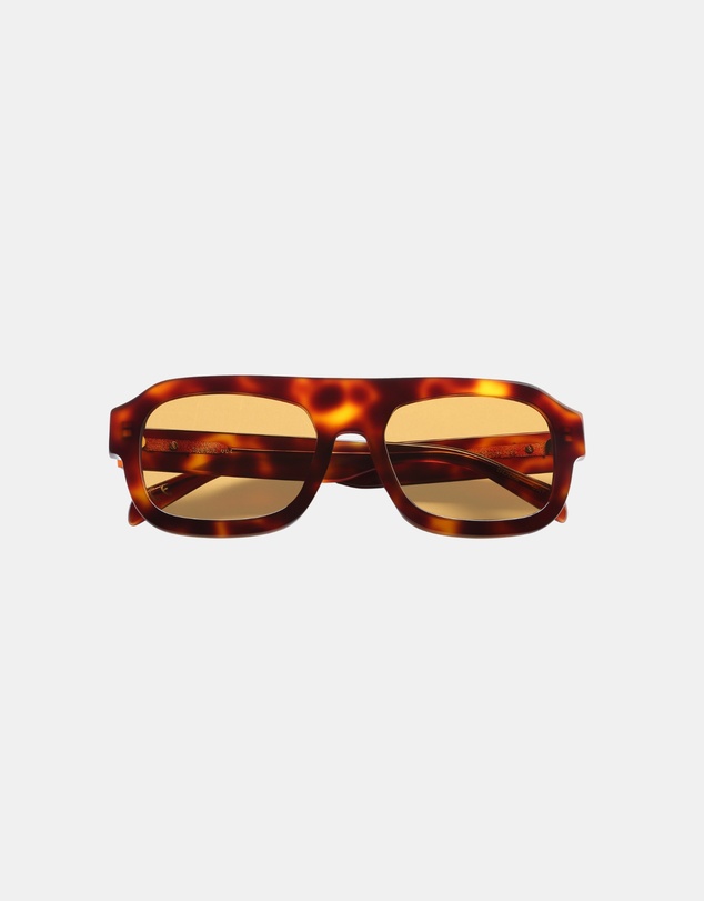 Soda Shades - Rozalia Russia x Soda Shades - Shade 004 Rich Tortoise