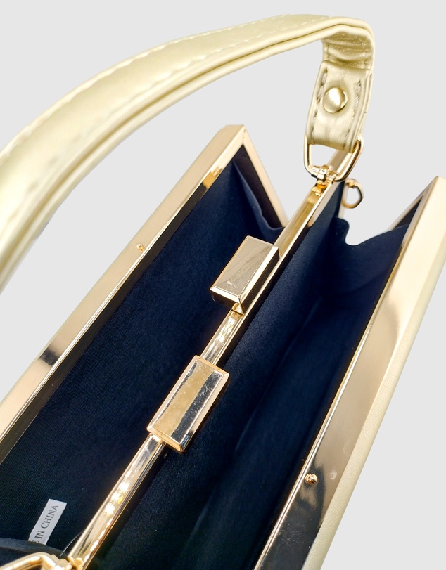 Izoa - Brianna Clutch