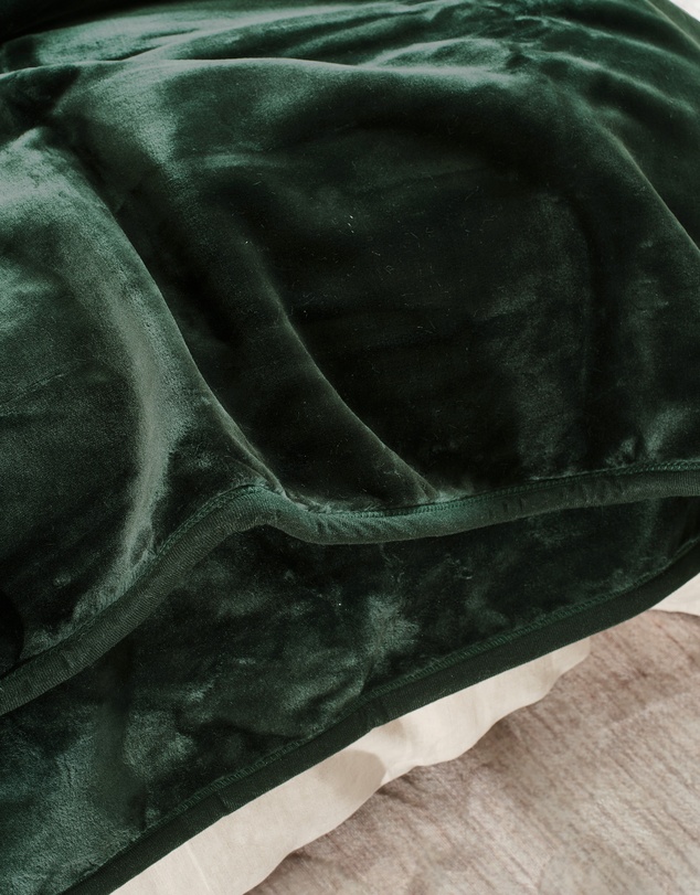 Linen House - Dover Blanket