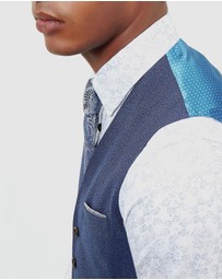 Ted Baker - Wingwai Semi Plain Waistcoat
