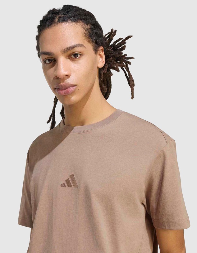 adidas Sportswear - Adidas Kit Small Logo T-Shirt