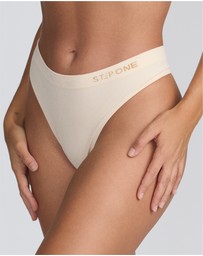 STEP ONE - Women's SmoothFit Thong - Chic Champagne